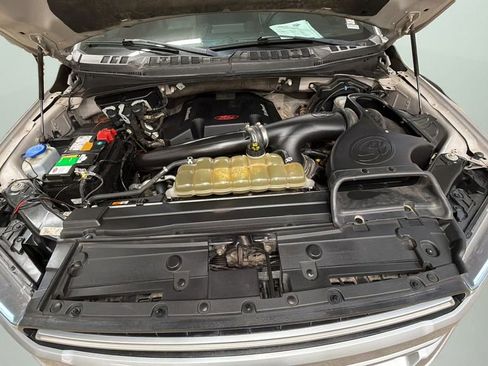 Used 2020 Ford F150 Lariat AWD/4WD image 9