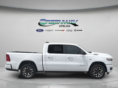 New 2026 RAM 1500 Laramie w/ Laramie Preferred Package AWD/4WD image 8