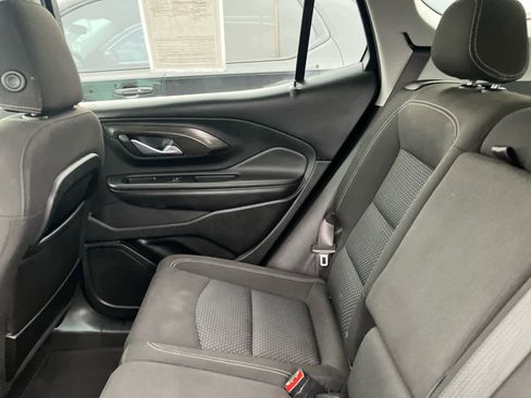 Used 2022 GMC Terrain SLE w/ Driver Convenience Package image 38