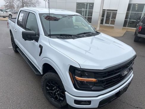 New 2025 Ford F150 XLT w/ Equipment Group 302A MID image 6