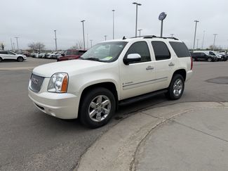 Used 2009 GMC Yukon SLT AWD/4WD video 2