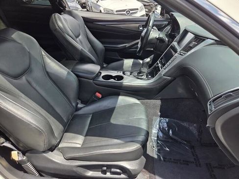 Used 2018 INFINITI Q60 3.0t Luxe w/ Sensory Package 3.0T Luxe RWD image 22