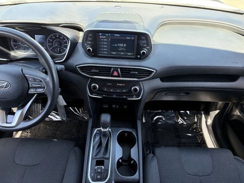 Used 2019 Hyundai Santa Fe SE FWD image 17