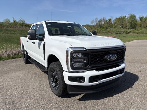 New 2026 Ford F250 XL image 7