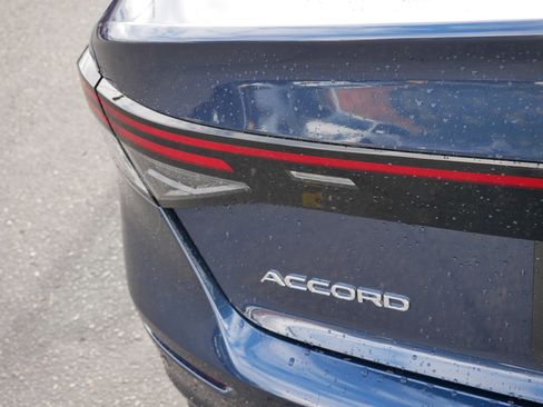 Certified 2025 Honda Accord EX-L image 17