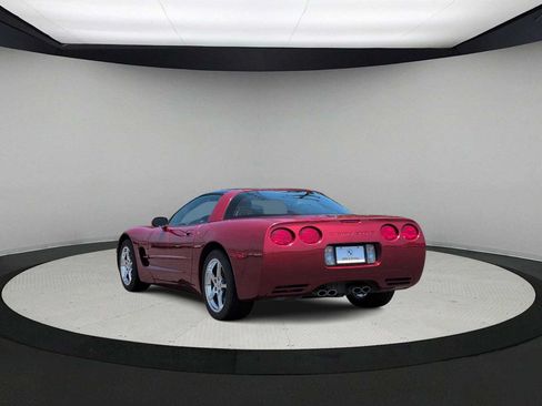 Used 2002 Chevrolet Corvette Coupe w/ Preferred Equipment Group2 RWD image 6