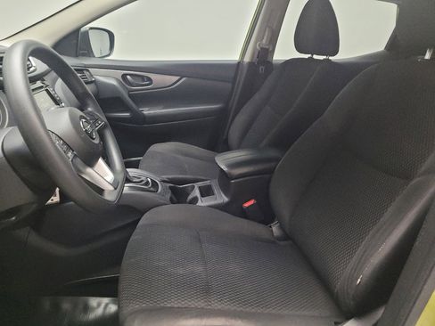 Used 2020 Nissan Rogue Sport S FWD image 17