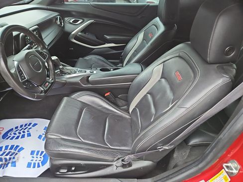 Used 2016 Chevrolet Camaro SS RWD image 9