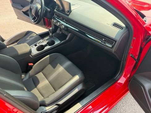 Used 2023 Honda Civic Sport image 33