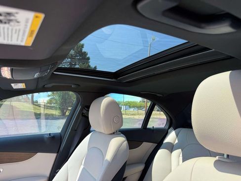 Used 2021 Mercedes-Benz C 300 4MATIC Sedan image 18