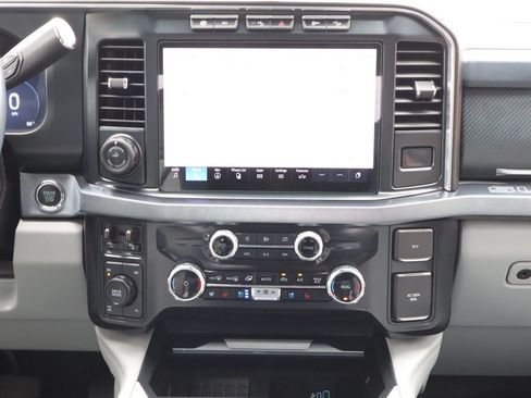 Used 2024 Ford F250 Limited w/ FX4 Off-Road Package AWD/4WD image 32