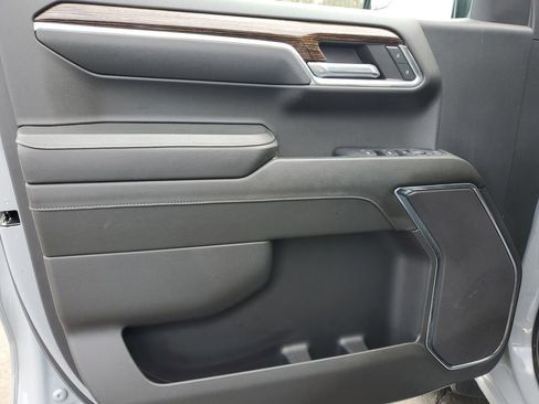 Used 2024 GMC Sierra 1500 Elevation image 12