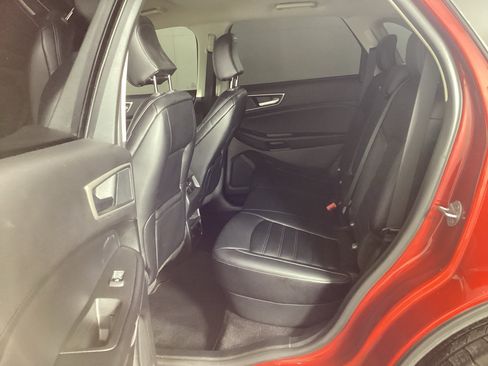Used 2024 Ford Edge SEL w/ Convenience Package AWD/4WD image 13