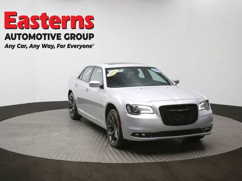 Used 2023 Chrysler 300 S image 53
