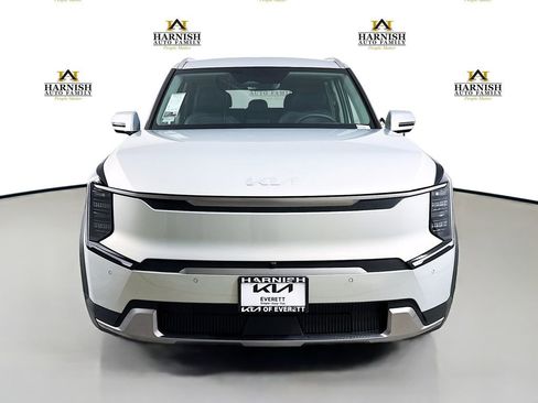 New 2026 Kia EV9 Wind image 2