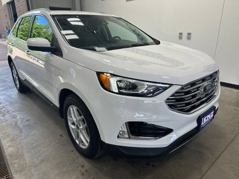 Used 2021 Ford Edge SEL w/ Convenience Package AWD/4WD image 2