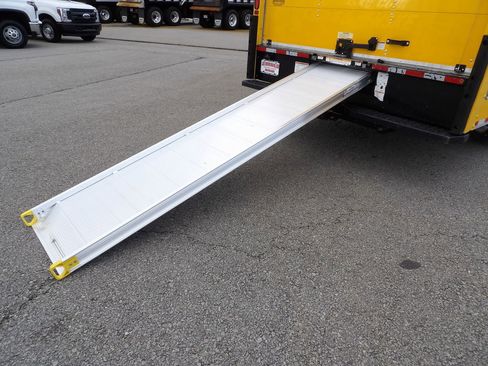 Used 2021 GMC Savana 3500 Extended w/ Power Convenience Package image 42