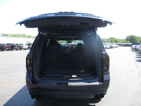 Used 2023 GMC Yukon Denali AWD/4WD image 8