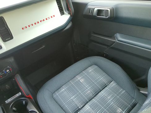 Used 2026 Ford Bronco Heritage Edition AWD/4WD image 51