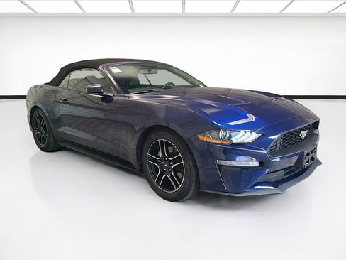 Used 2019 Ford Mustang Premium RWD image 3