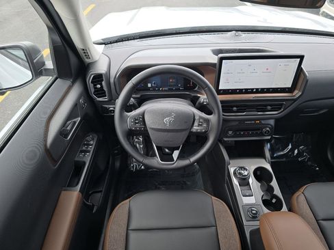 New 2026 Ford Bronco Sport Outer Banks w/ Outer Banks Tech Package+ AWD/4WD image 17