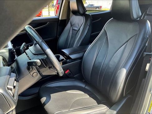 Used 2022 Lincoln Nautilus Reserve image 18