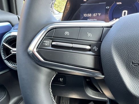 New 2026 Chevrolet Equinox EV LT image 21