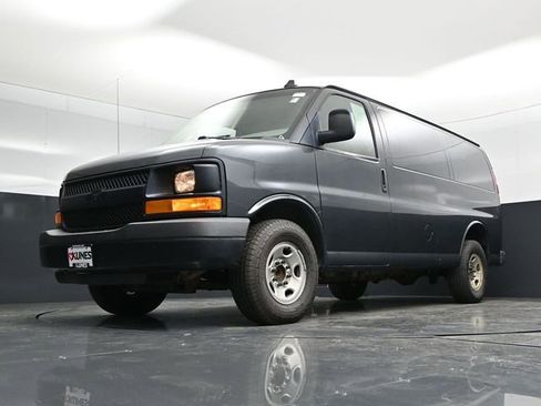 Used 2016 Chevrolet Express 2500 image 44