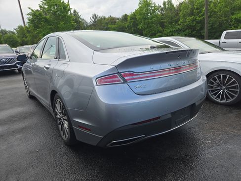 Used 2020 Lincoln MKZ w/ Convenience Package FWD image 6