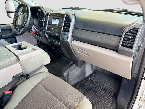 Used 2021 Ford F250 XL w/ Power Equipment Group image 28