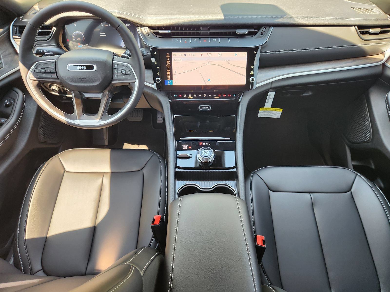 New 2026 Jeep Grand Cherokee Limited AWD/4WD image 37