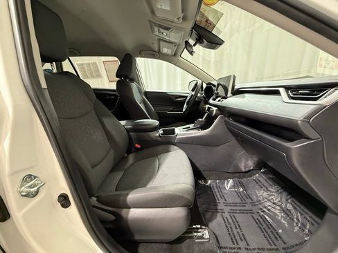 Certified 2024 Toyota RAV4 XLE image 21