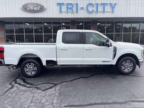 New 2026 Ford F350 Lariat image 22