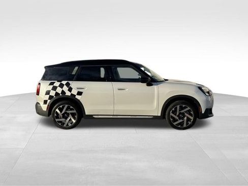 Certified 2025 MINI Cooper Countryman S AWD/4WD image 2