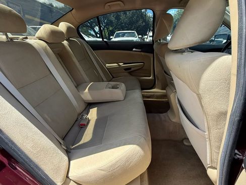 Used 2011 Honda Accord LX image 17