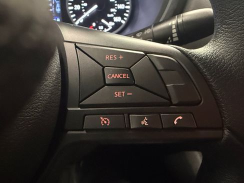 Used 2025 Nissan Sentra S w/ Lighting Package FWD image 31
