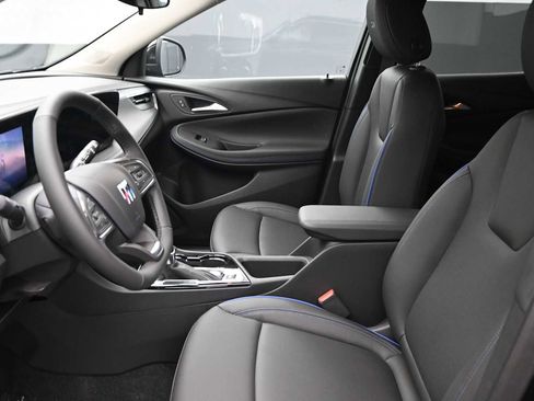 New 2026 Buick Encore GX Sport Touring w/ Comfort Package AWD/4WD image 13