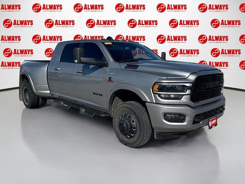 Used 2021 RAM 3500 Laramie w/ Night Edition image 4