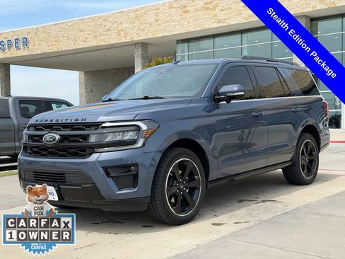 Used 2023 Ford Expedition Limited image 10