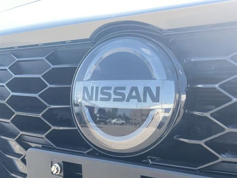 Used 2022 Nissan Sentra SV image 12