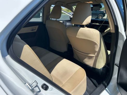 Used 2017 Toyota Corolla LE w/ Carpet Mat Package (TMS) FWD image 19