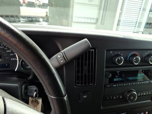 Used 2021 Chevrolet Express 2500 w/ Driver Convenience Package image 33