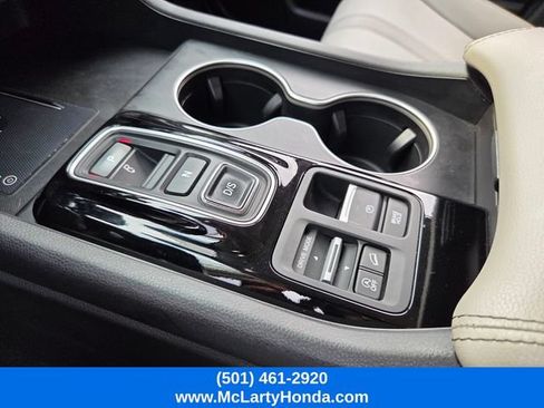 Certified 2025 Honda Pilot Touring image 34