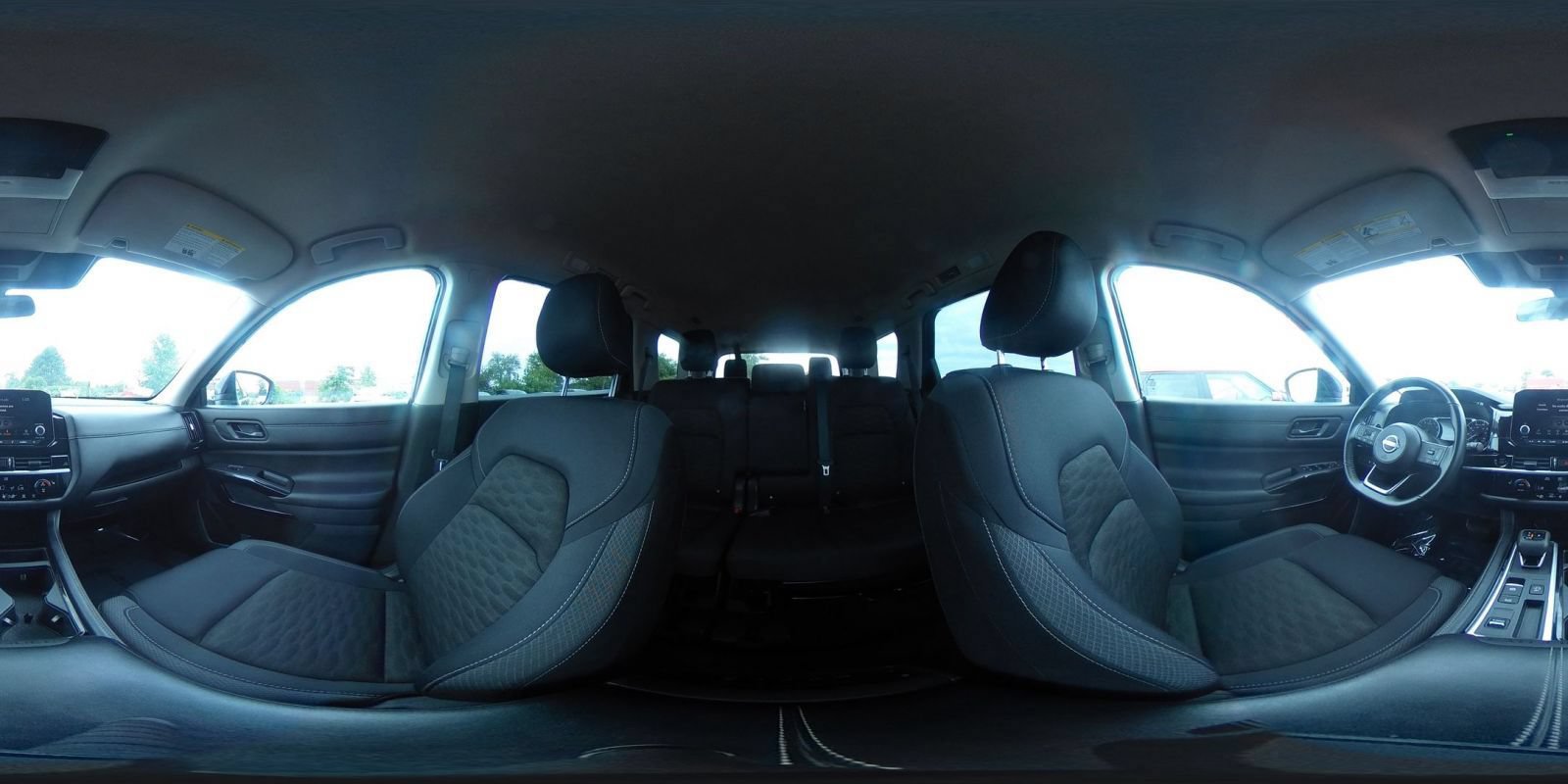 Used 2025 Nissan Pathfinder SV FWD image 42