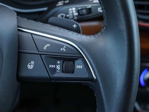 Used 2023 Audi Q5 2.0T Premium w/ Convenience Package image 21