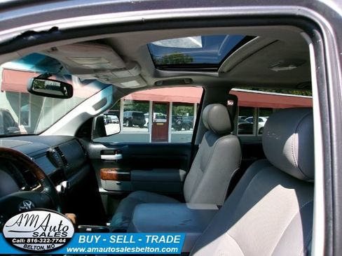 Used 2012 Toyota Tundra Limited w/ Platinum Pkg AWD/4WD image 18