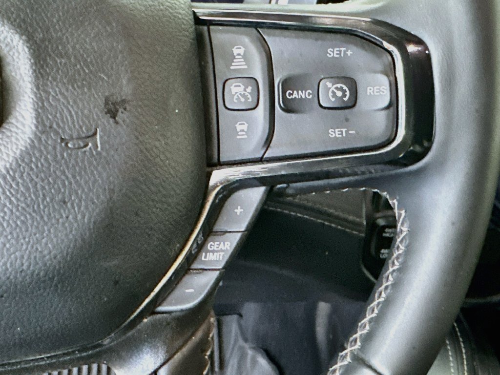 Used 2024 RAM 3500 Limited AWD/4WD image 27