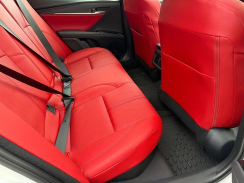 New 2026 Toyota Camry Hybrid FWD image 21