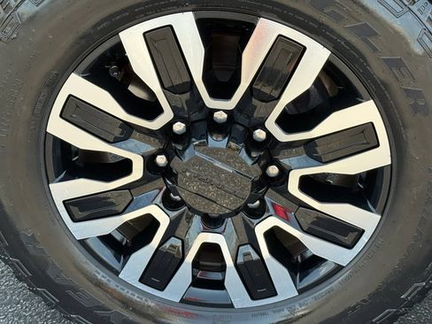 Used 2026 GMC Sierra 2500 Denali Ultimate w/ Max Trailering Package AWD/4WD image 11