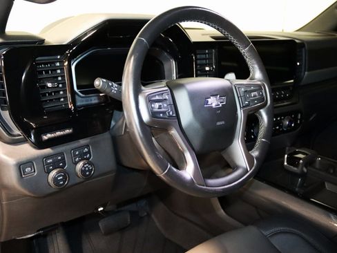 Used 2022 Chevrolet Silverado 1500 ZR2 w/ Technology Package image 43
